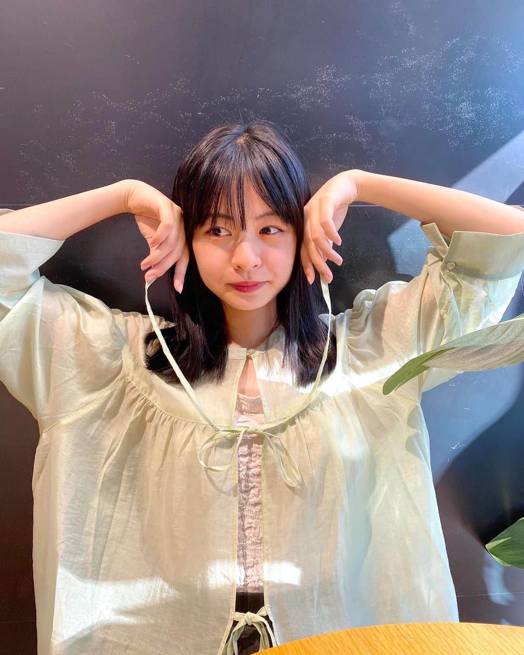 莉子さんのインスタグラム写真 - (莉子Instagram)「り~ぼ~ん~🌿」8月15日 20時42分 - riko_riko1204