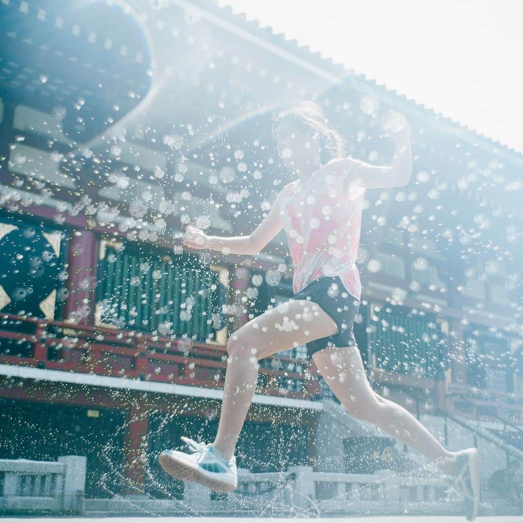 haru wagnusさんのインスタグラム写真 - (haru wagnusInstagram)「Jump and splash ! ㅤㅤㅤㅤㅤㅤㅤㅤㅤㅤㅤㅤㅤ ㅤㅤㅤㅤㅤㅤㅤㅤㅤㅤㅤㅤㅤ まったくもって夏！ ㅤㅤㅤㅤㅤㅤㅤㅤㅤㅤㅤㅤㅤ ㅤㅤㅤㅤㅤㅤㅤㅤㅤㅤㅤㅤㅤ #addidas  #addidaswomen」8月15日 20時43分 - wagnus