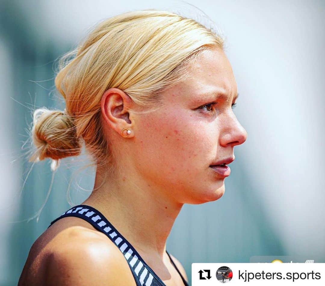 リーザ・マイヤーのインスタグラム：「be a WARRIOR. not a worrier #neverstopbelieving」