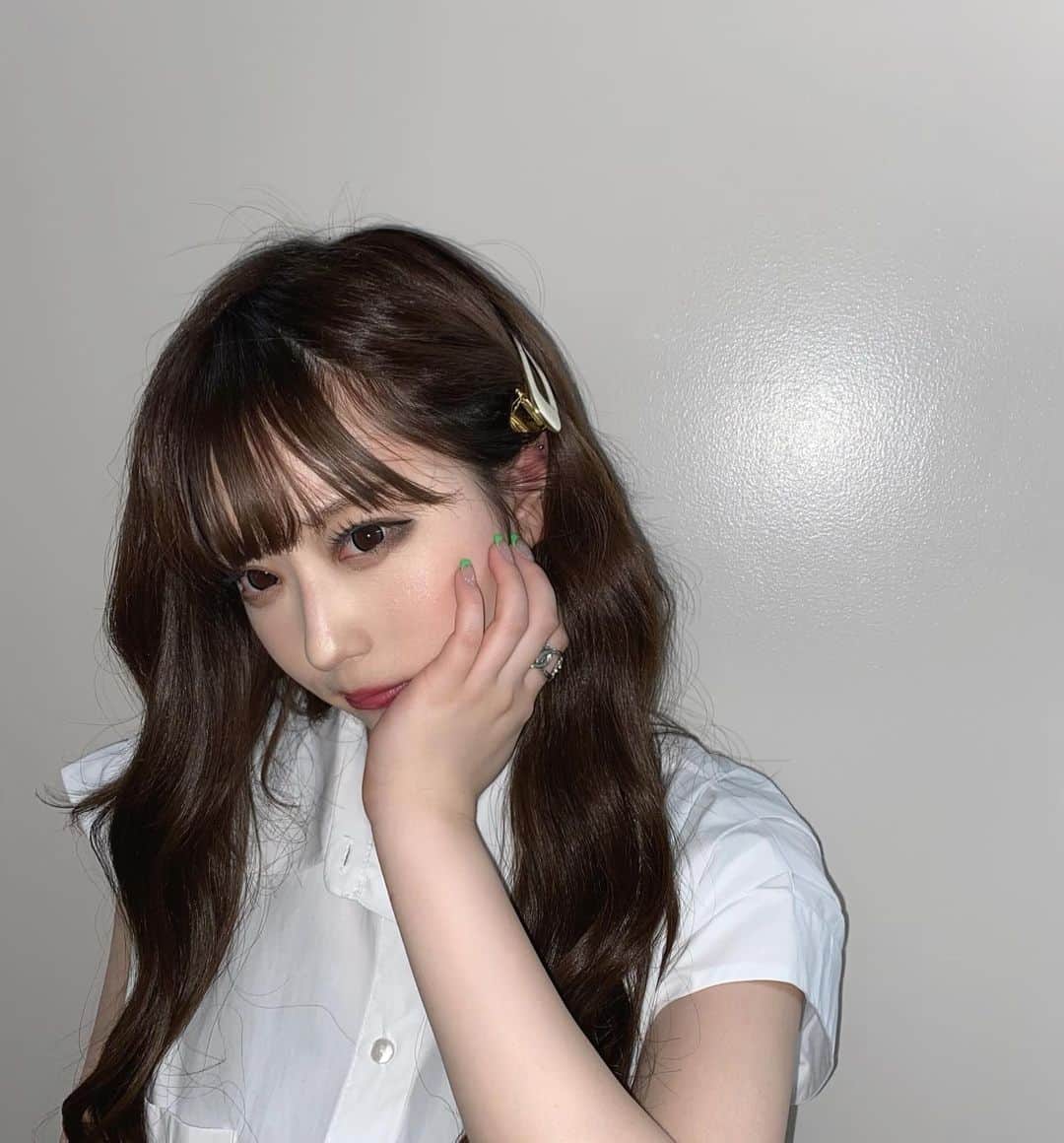 おもてちゃんのインスタグラム：「. 明日！ポップアップ大阪です^_^ . 本日岡山でのイベント、想像をはるかに超えるたくさんの方にお越しいただいてとてもたのしかったです〜ありがとうございます泣 . 明日は4都市ポップアップ最終日の大阪❗️❗️❗️❗️きて❗️❗️❗️❗️❗️❗️❗️❗️❗️❗️きて❗️ .  8/16(日) 13:00-16:00 大丸ホワイトアベニュー B1階 だよ^_^」