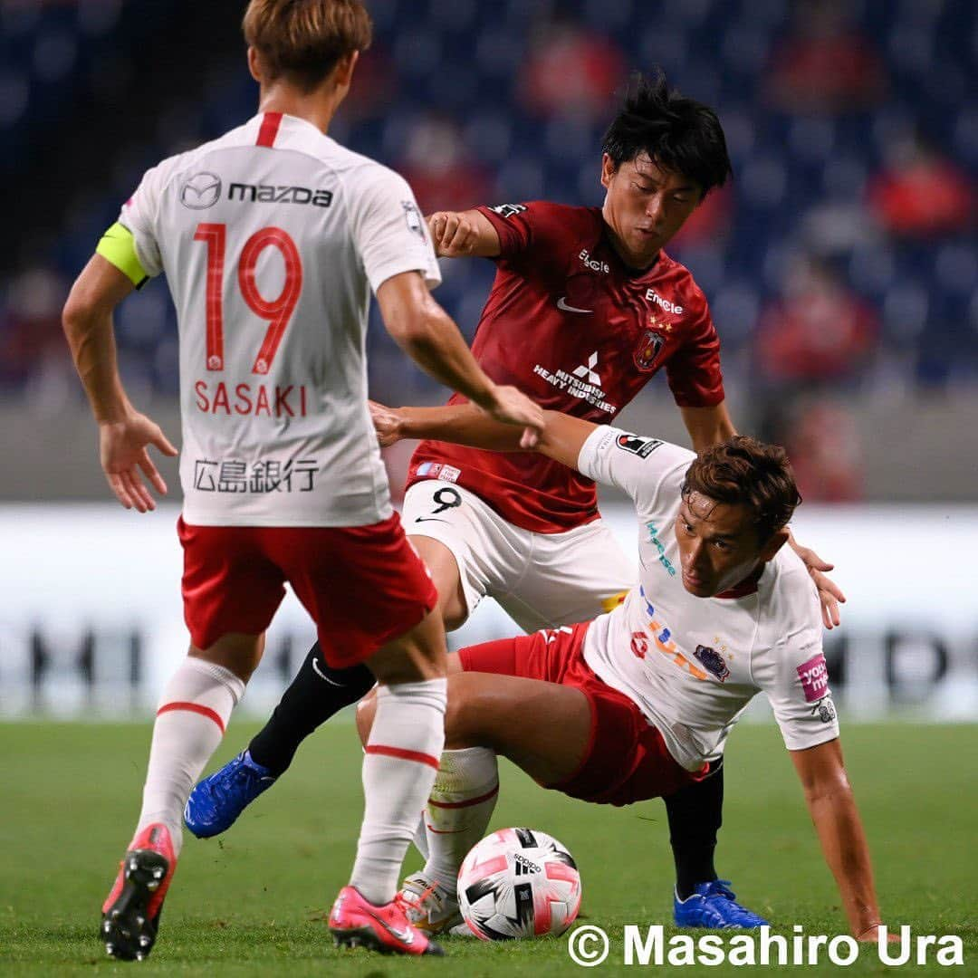 Goal Japanさんのインスタグラム写真 - (Goal JapanInstagram)「. ＼♦️前節の大量失点を払拭する完封勝利♦️／ レオナルドの決勝点で #浦和レッズ が勝点3をGet✊ (Photo: Masahiro Ura) . 🇯🇵#明治安田生命J1リーグ 第10節 🆚浦和レッズ 1-0 サンフレッチェ広島 ⚽#レオナルド (5分) . #soccer #football #jleague #J1 #urawareds #urawa #goaljleague #サッカー #フットボール #Jリーグ #明治安田生命Jリーグ #⚽」8月15日 21時04分 - goaljapan