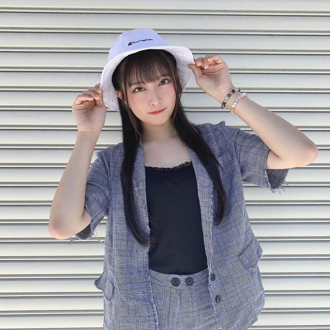 行天優莉奈さんのインスタグラム写真 - (行天優莉奈Instagram)「☺︎Smile☺︎ ・ ・ ・ ・ 最近ちょっと外出ただけなのに日焼けした😱　#行天優莉奈　です、、。 #セットアップ」8月15日 21時32分 - yurina.0314