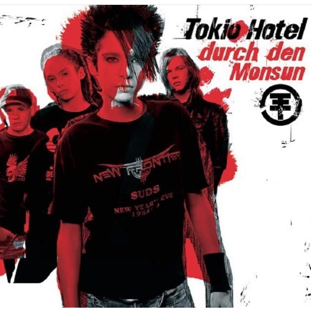 ビル・カウリッツさんのインスタグラム写真 - (ビル・カウリッツInstagram)「15 years since this song changed our lives forever! Time flies! Happy Birthday #monsoon @tokiohotel」8月15日 21時51分 - billkaulitz