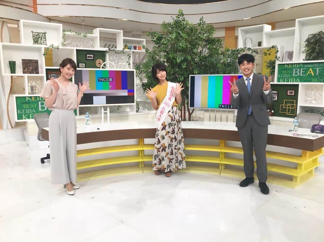 稲富菜穂さんのインスタグラム写真 - (稲富菜穂Instagram)「そして今日は、 博多のTNCテレビ西日本さんの 競馬BEAT増刊号に生出演させて頂きました📺. . 競馬BEATに出るという夢が叶い、 小倉競馬2020広報大使に沢山夢を叶わせてもらってます😢. . 今回の競馬BEAT増刊号では、 教えて！ユタカ先生というコーナーがあってめちゃくちゃ面白くて素で笑ってばっかりでした🤣✨. . 思い返してもめちゃくちゃ楽しかったなぁ🥺. . 嬉しいもそうなんですが、 楽しくてあっという間の幸せ時間でした。.  そして、 新垣アナや坂梨アナをはじめ 皆さん優しく出迎えて下さり感謝でした🙇‍♂️. . ほんまに有難うございました！！！ . 今週から始まっている小倉の夏競馬。 ４週間と何時もより短いですが毎週重賞が行われるホットなweekです🏇✨. . 是非皆さんお家で小倉の夏競馬楽しみましょうねっ！！！  #TNC #テレビ西日本 #競馬BEAT #競馬BEAT増刊号 #武豊騎手 #小倉記念 #小倉の夏競馬 #楽しもう #お家で競馬 #ワクワク #ドキドキ」8月15日 21時47分 - inatomi74