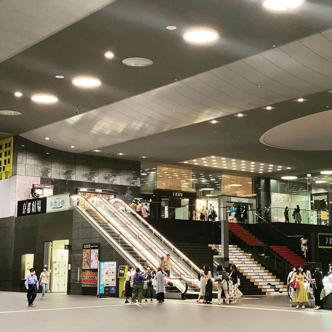 ただすけのインスタグラム：「今日は純然たるお客さんとして。 明日、この夏の物語が完結します。 会場でも配信でも是非お楽しみ頂けたらと思います。 自信を持って、僕の代表作です。 #モリミュ」