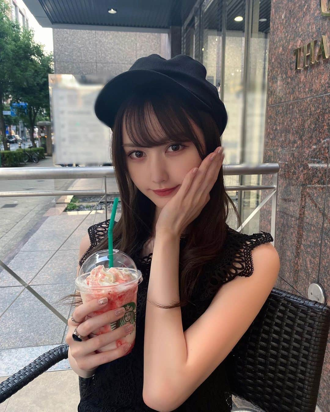 山本望叶さんのインスタグラム写真 - (山本望叶Instagram)「あつい☀️  #starbuckscoffee #スターバックスコーヒー #スタバ」8月15日 22時38分 - mikana.yamamoto