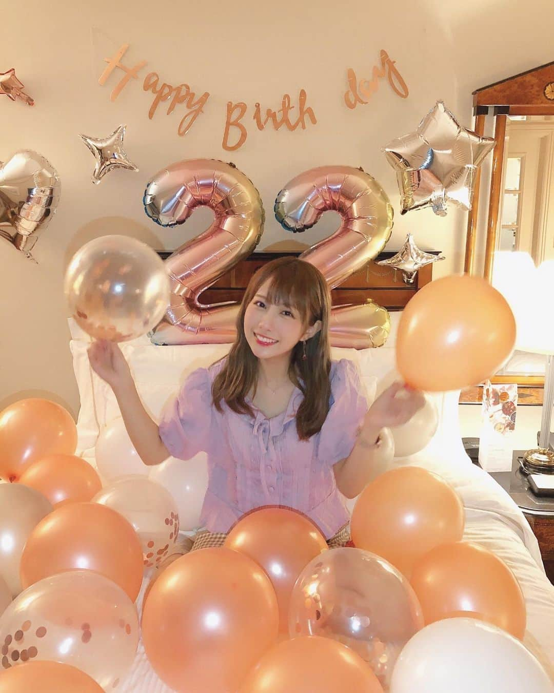 きりたんぽさんのインスタグラム写真 - (きりたんぽInstagram)「22歳になりました！やったー！！ 早く大人になりたいけど まだ子供でも居たいよねえ～🥺」8月16日 0時03分 - kiritampopopo