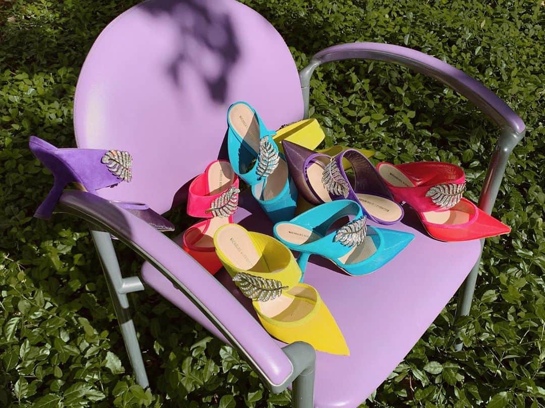 Saks Fifth Avenueのインスタグラム：「All about that candy-colored glam from @nicholaskirkwood #10022SHOE」