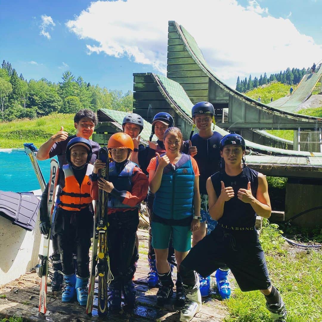 のインスタグラム：「選手が少し増えてみんな切磋琢磨して頑張ってます💪やっぱり身近にライバルがいて負けたくないから頑張れるよね！小さなチームだけどみんなでがんばろ👍」