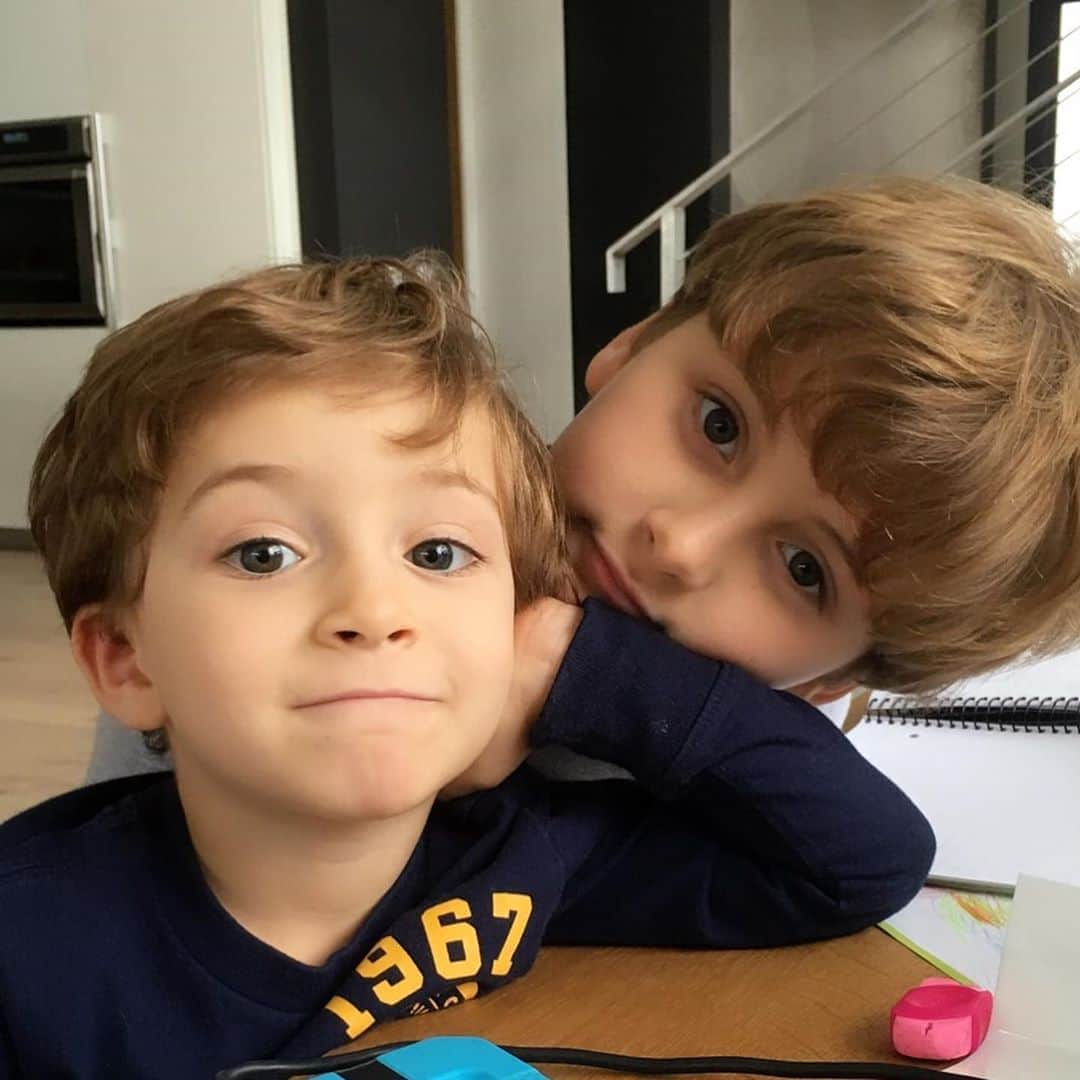 Claudia Leitteさんのインスタグラム写真 - (Claudia LeitteInstagram)「Cresça, meu filho! Cresça e abençoado seja! Em nome de Jesus, seja saudável de tudo! Você está  fadado ao amor, à luz e há de ser muito feliz! EU TE AMO, minha vida! Te amo! Te amo! Te amo! Te amo! Um amor que não cabe em mim, muito menos neste post! Parabéns, RAFA! Feliz Aniversário! 💎🙌🏻🙏🏻🎂🎂」8月16日 1時17分 - claudialeitte