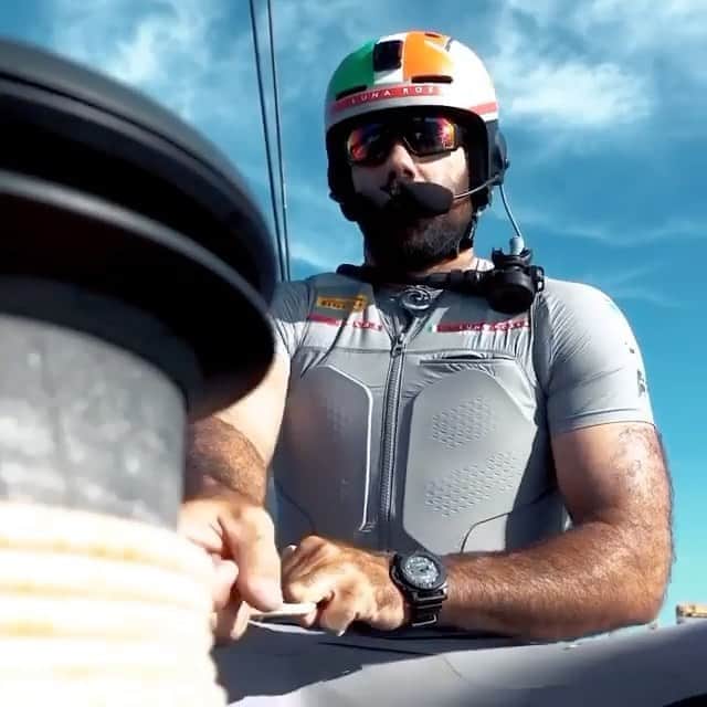 のインスタグラム：「Clock is ticking, countdown is on.  Just 5 months left till the start of the Prada Cup Challenger Selection Series.  Panerai is proud sponsor of #LunaRossaPradaPirelli team.  🎥 Repost from @lunarossachallenge  #Panerai #PradaCup #AmericasCup #LunaRossaChallenge #Pam1039 #PaneraiSubmersible #ChallengersForNow」
