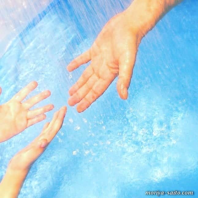 のインスタグラム：「#おうちプール  #夏休み  #あづい  #斎藤守也  #moriyasaito  #MONOLOGUE  #モノローグ  #STORIES  #ストーリーズ」