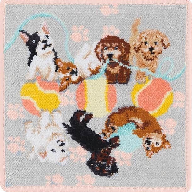 のインスタグラム：「【新作発売 FEILER】 犬好きさん集まれ！ あなたのおうちのわんちゃんはいますか？  プレイフルパピー ハンカチ  約25×25cm ¥2,420(税込)   PLAYFUL PUPPY  プレイフルパピー   So Cheerful! 　 大好きなボールを見つけたら たちまち目が輝き、走り出す子犬たち。 走り回ったり転がったりじゃれ合ったり…。 微笑ましい姿に、気持ちが癒されて。 いつも一緒にいたい楽しい家族。  上段左から フレンチブルドッグ、ウェルシュコーギー、ミニチュアダックスフンド、トイプードル 下段左から シーリハムテリア、ミニチュアダックスフンド、柴犬  フェイラー銀座本店、全国有名百貨店フェイラーショップ、フェイラー公式オンラインショップにて好評発売中。  #2020秋冬コレクション #プレイフルパピー #犬 #いぬ #イヌ #わんちゃん #犬柄 #犬モチーフ #犬ハンカチ #犬バッグ #フレンチブルドッグ #ウェルシュコーギー  #ミニチュアダックスフンド #トイプードル #柴犬 #シーリハムテリア #ハンカチ #バッグ #ポーチ #フェイラー銀座本店 #全国有名百貨店フェイラーショップ #フェイラー公式オンラインショップ #ギフト #フェイラー #FEILER #ドイツ #シュニール織 #ライフスタイルブランド #暮らしを楽しむ」