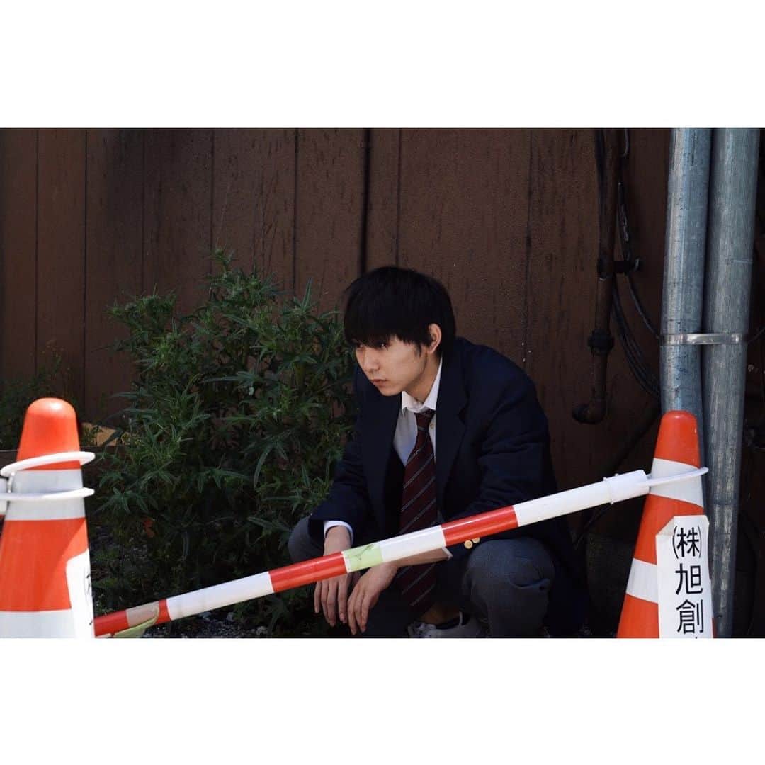 須賀健太のインスタグラム：「今日からは、#須賀健太制服まだまだイケます　特集をお送りします。  #須賀健太 #学生 #コスプレ　になってしまうのか」