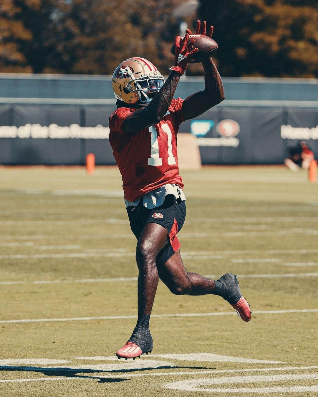 サンフランシスコ・フォーティナイナーズさんのインスタグラム写真 - (サンフランシスコ・フォーティナイナーズInstagram)「Welcome to the @nfl, rooks. #49ersCamp」8月16日 10時58分 - 49ers