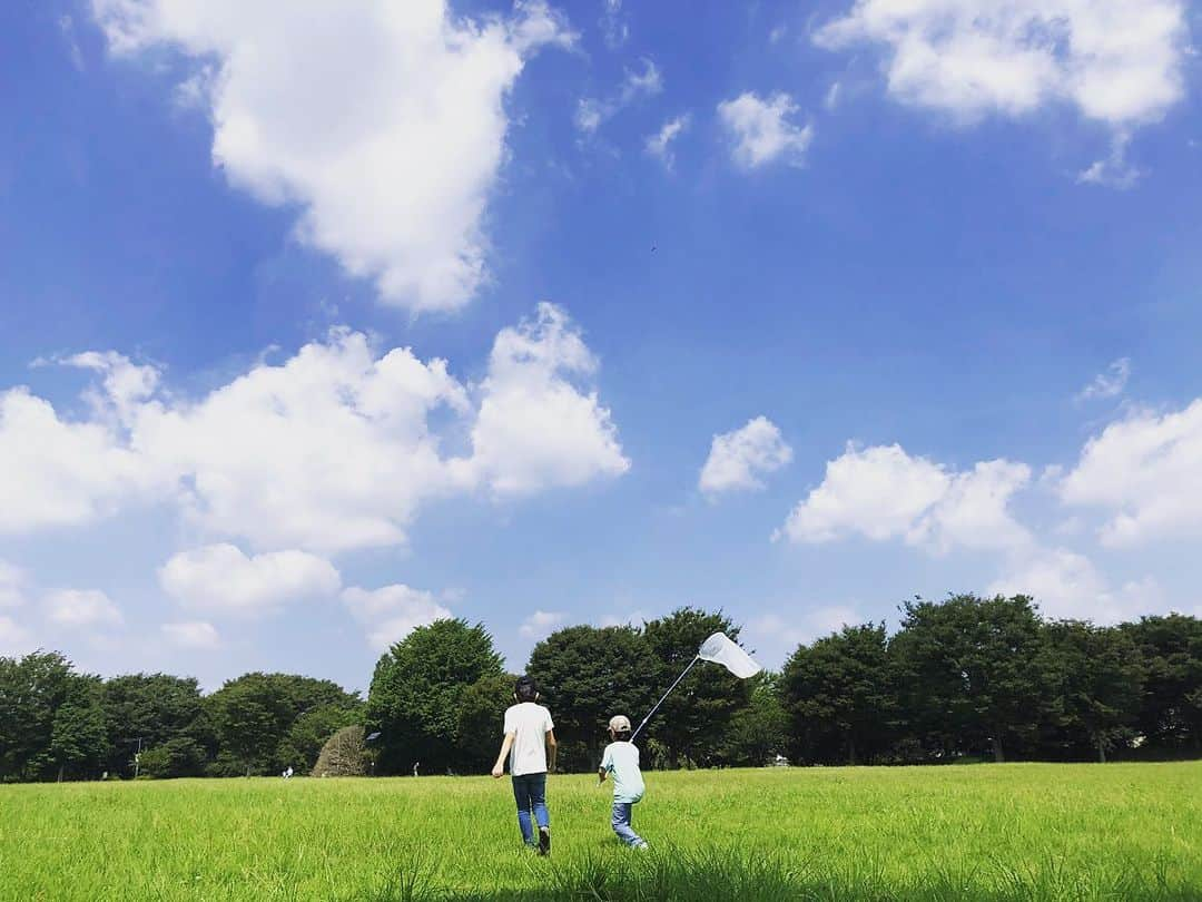 マシータのインスタグラム：「今日は家族でお出かけしてます🌻 . #夏休み」