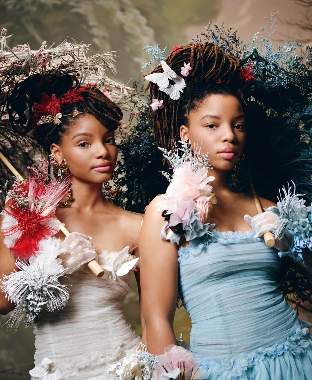 ロダルテさんのインスタグラム写真 - (ロダルテInstagram)「Love @chloexhalle in the Rodarte FW18 Portrait Series (ph: Autumn de Wilde). #rodarte #chloeandhalle」8月16日 11時07分 - rodarte