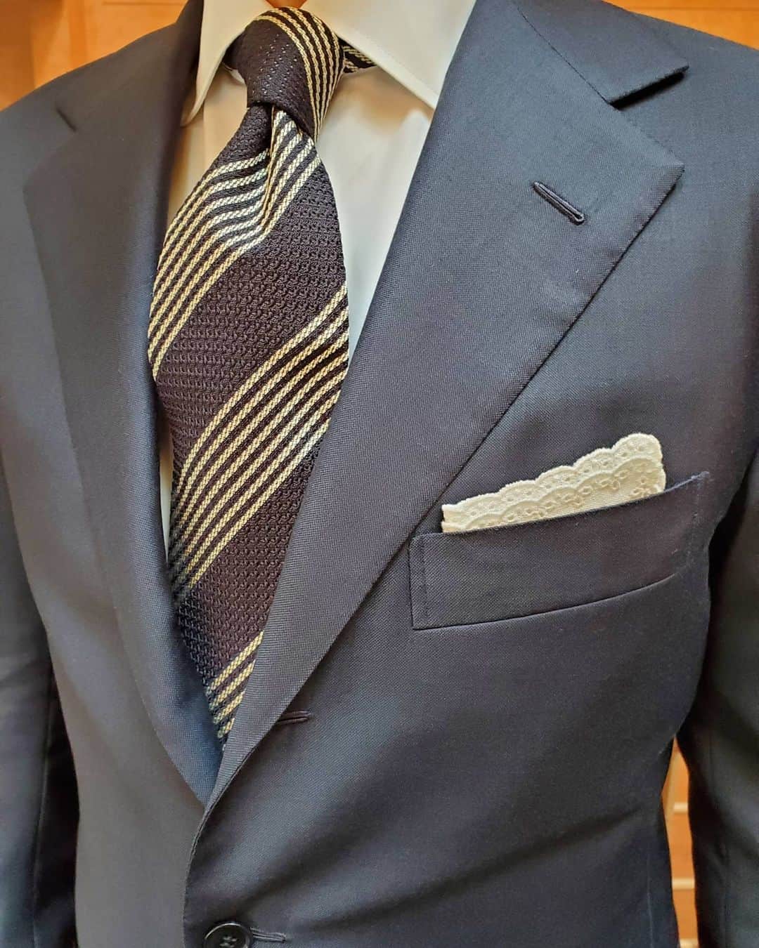 峰竜太さんのインスタグラム写真 - (峰竜太Instagram)「#アッコにおまかせ❗ #suit#liverano_liverano #shirt#doone #tie #attovannucci #shoes#santoni」8月16日 11時17分 - mineryuta