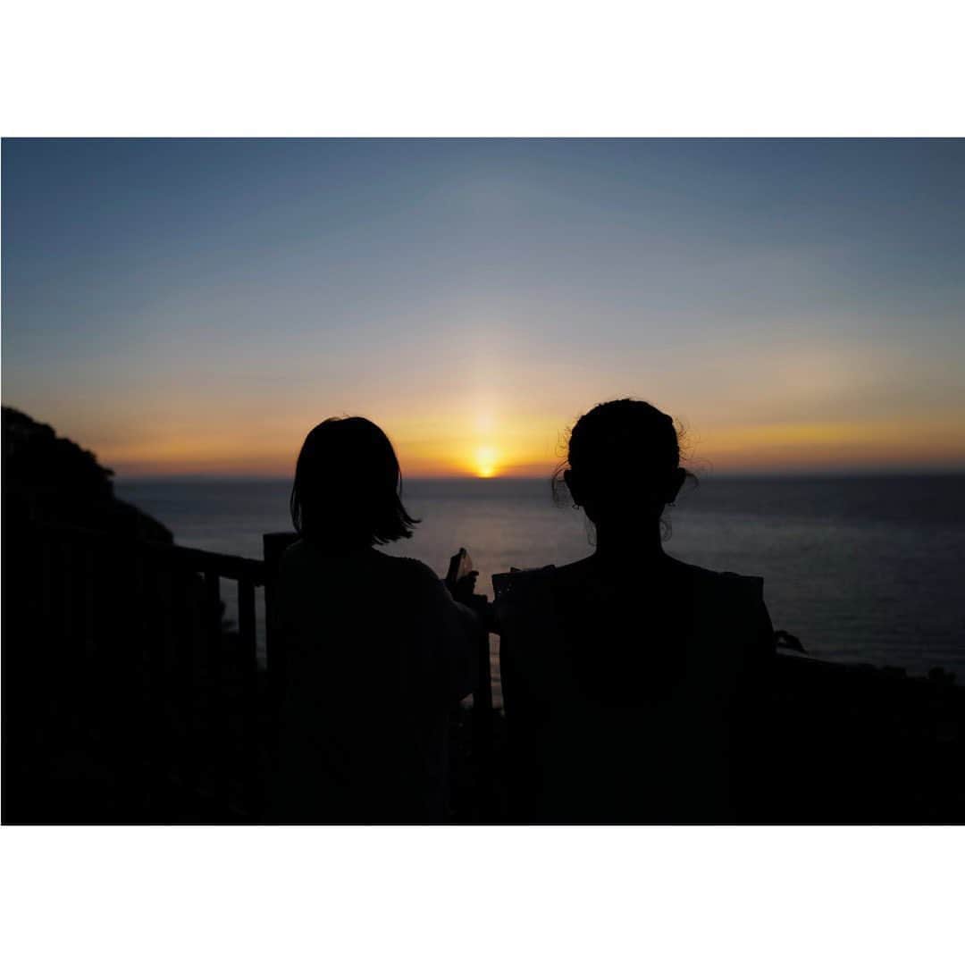 土井地恵理子さんのインスタグラム写真 - (土井地恵理子Instagram)「・ Beautiful Sunset ・ ・ ・ 世の中が変わっても 太陽はいつも同じで変わらずで 美しかった❤︎ ・ ・ #sunset #leica #lifestyle #ライフスタイル」8月16日 11時21分 - ericodoiji
