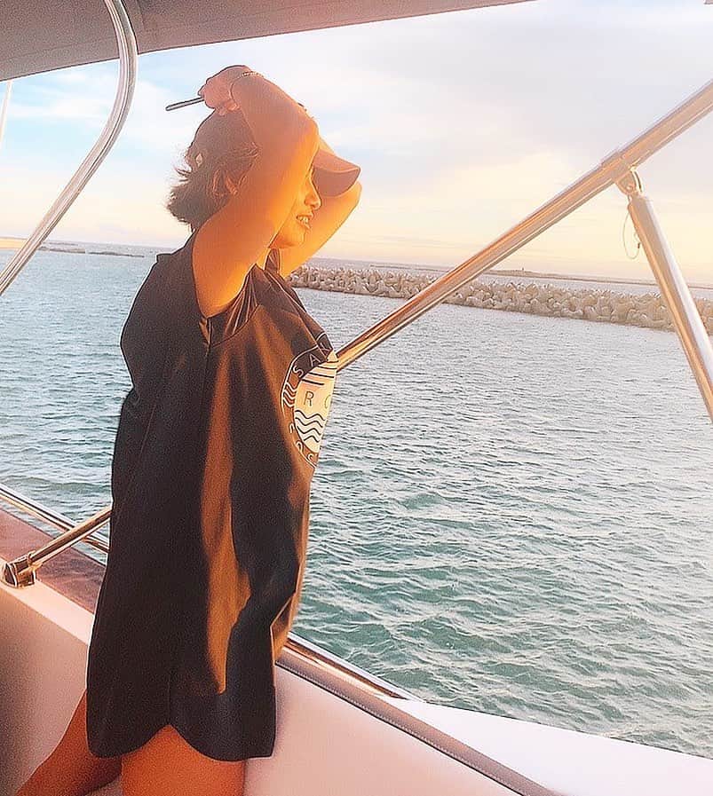 彩海のインスタグラム：「. . こんなに日本にいる夏は久しぶりでした。 どこにいても 密を避けても 楽しまないとね。 . . 自然と共に好きな人たちと 過ごしたお盆でした。 . 田舎がない(実家が近い)私はいつも みんな帰省しちゃって暇夏だったけど 今年は友達皆んなと過ごせて こんな特別な夏もよき。 . . . さー明日からお仕事頑張りましょう！ . . .」