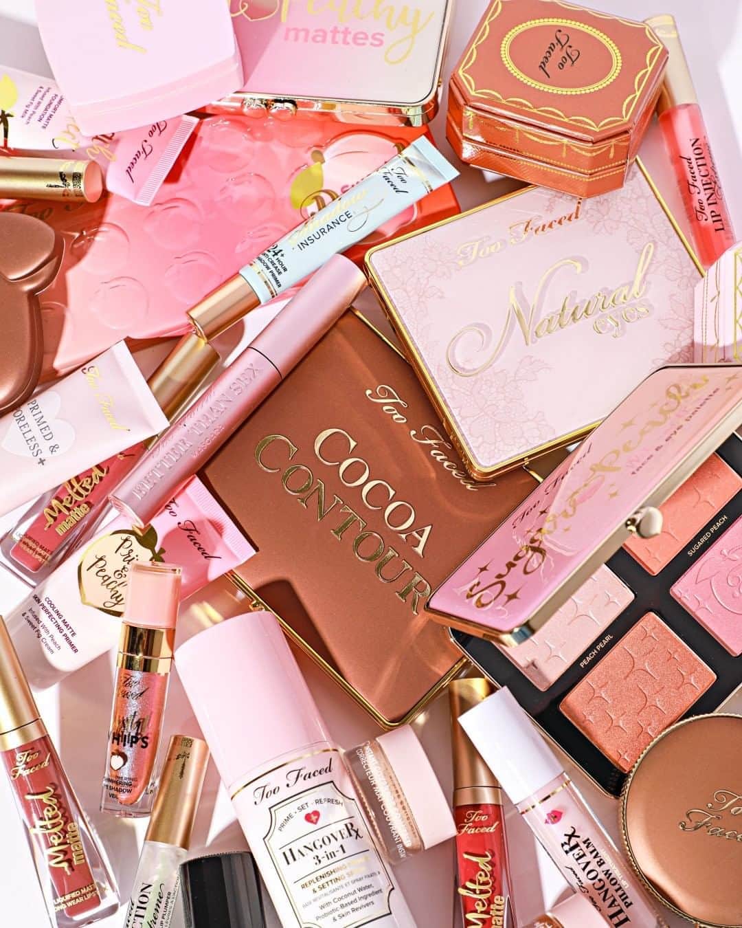 Too Facedさんのインスタグラム写真 - (Too FacedInstagram)「The haul of our dreams. 😍🛒 Which Too Faced product would you want from this haul? Comment below! 👇 #toofaced」8月16日 23時00分 - toofaced