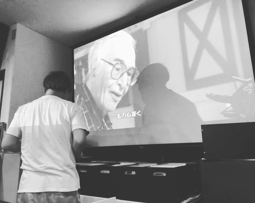 のインスタグラム：「Deeper and Deeper.」