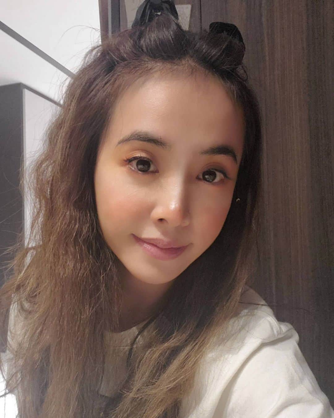 ジョリン・ツァイのインスタグラム：「照騙 #不是我今天畫的😅😅😆」