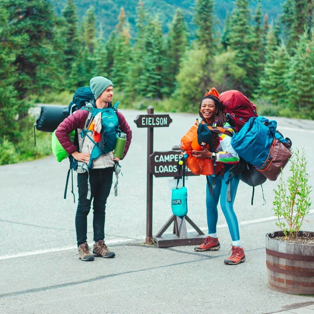 のインスタグラム：「Ambassador @oli_tati REALLY packs in adventure no matter where she goes. #madgregorylove #ultralightright」
