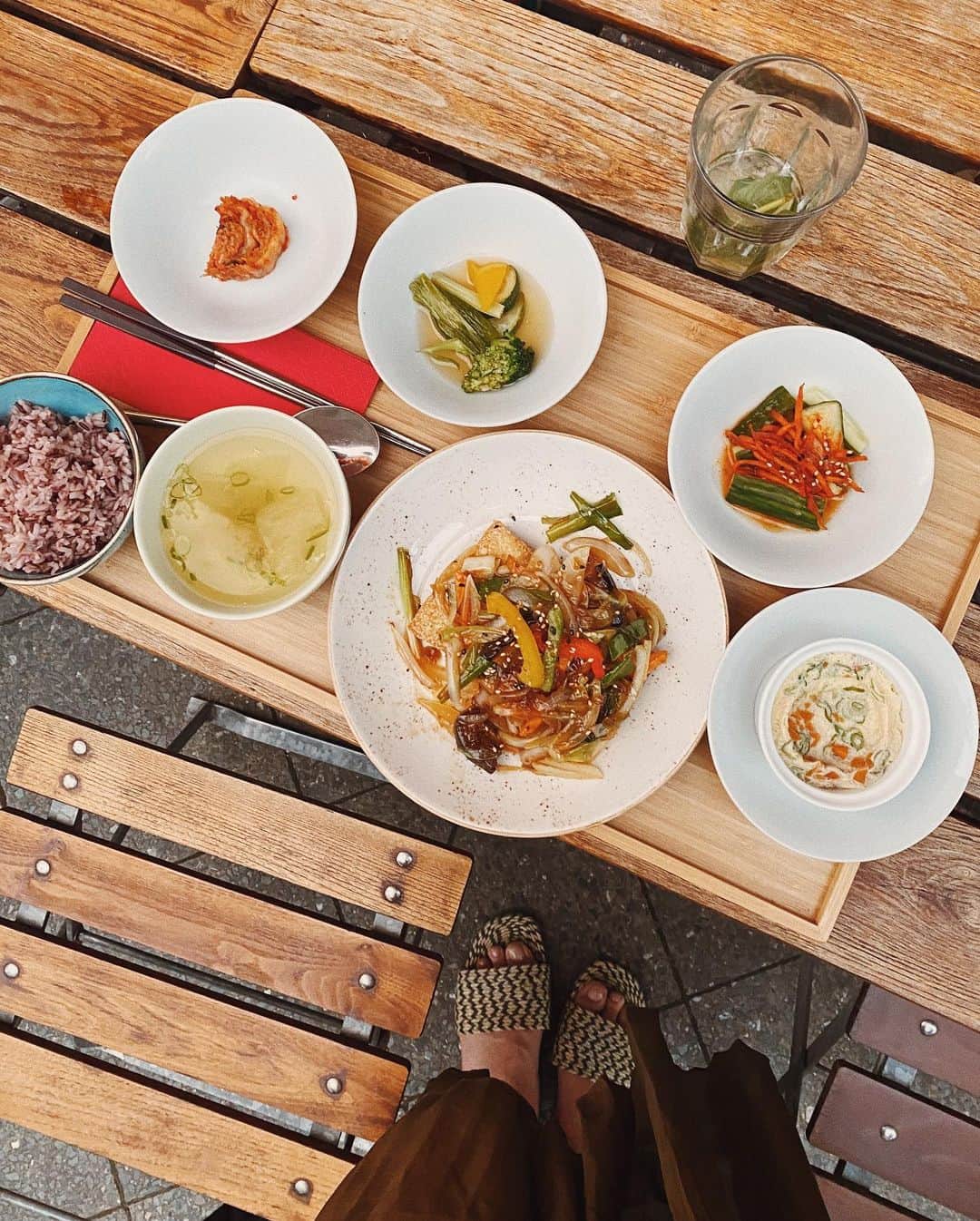 STIL IN BERLINのインスタグラム：「Korean dinner last week in Kreuzberg: @crazykims have changed their menu and are now serving even more banchan with their mains, just the way I like it. Have you been?  #berlinfood #foodinberlin #berlinfoodie #berlinfoodguide #berlinrestaurant #stilinberlin」
