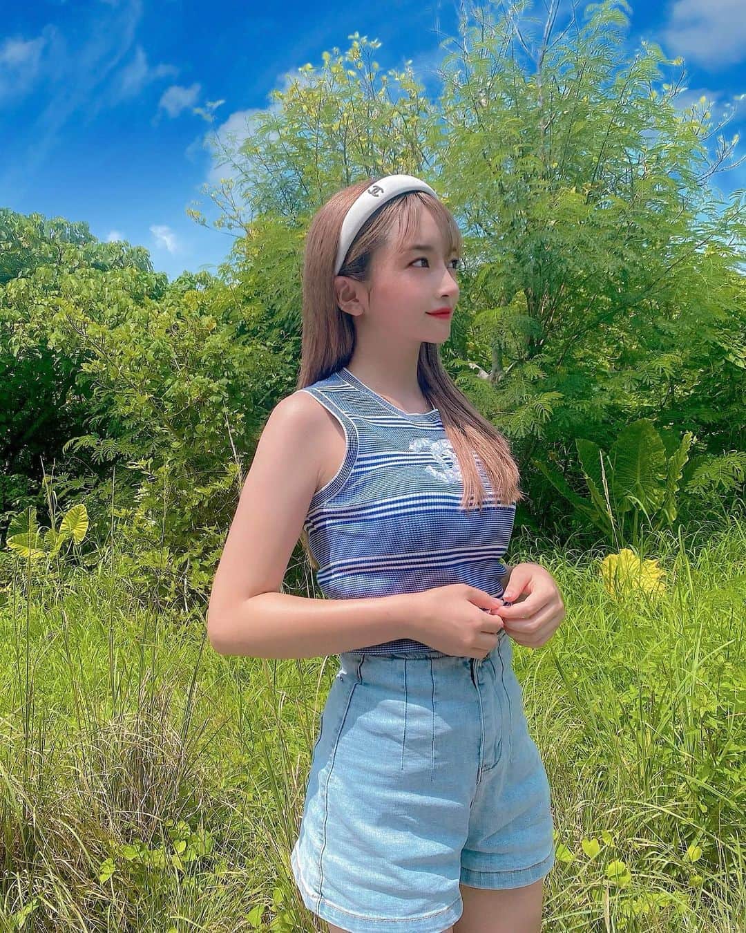 ERENAのインスタグラム：「sunny🌞🍀」
