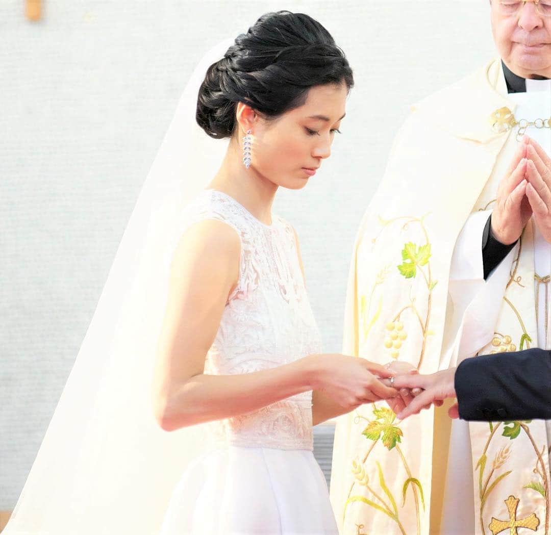 オテル・ドゥ・ミクニ(ウェディング)公式のグルメインスタ