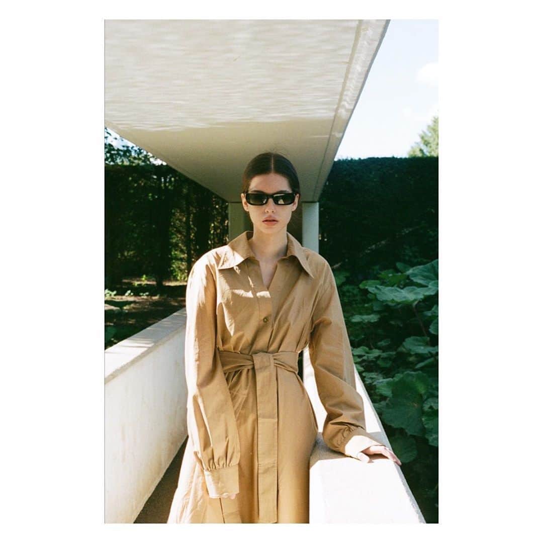 のインスタグラム：「Summer in The Park 🌳  #SundayShirtdress #wecallitFonda #ecofriendly #sundayvibes - captured by @yeraysabandar」