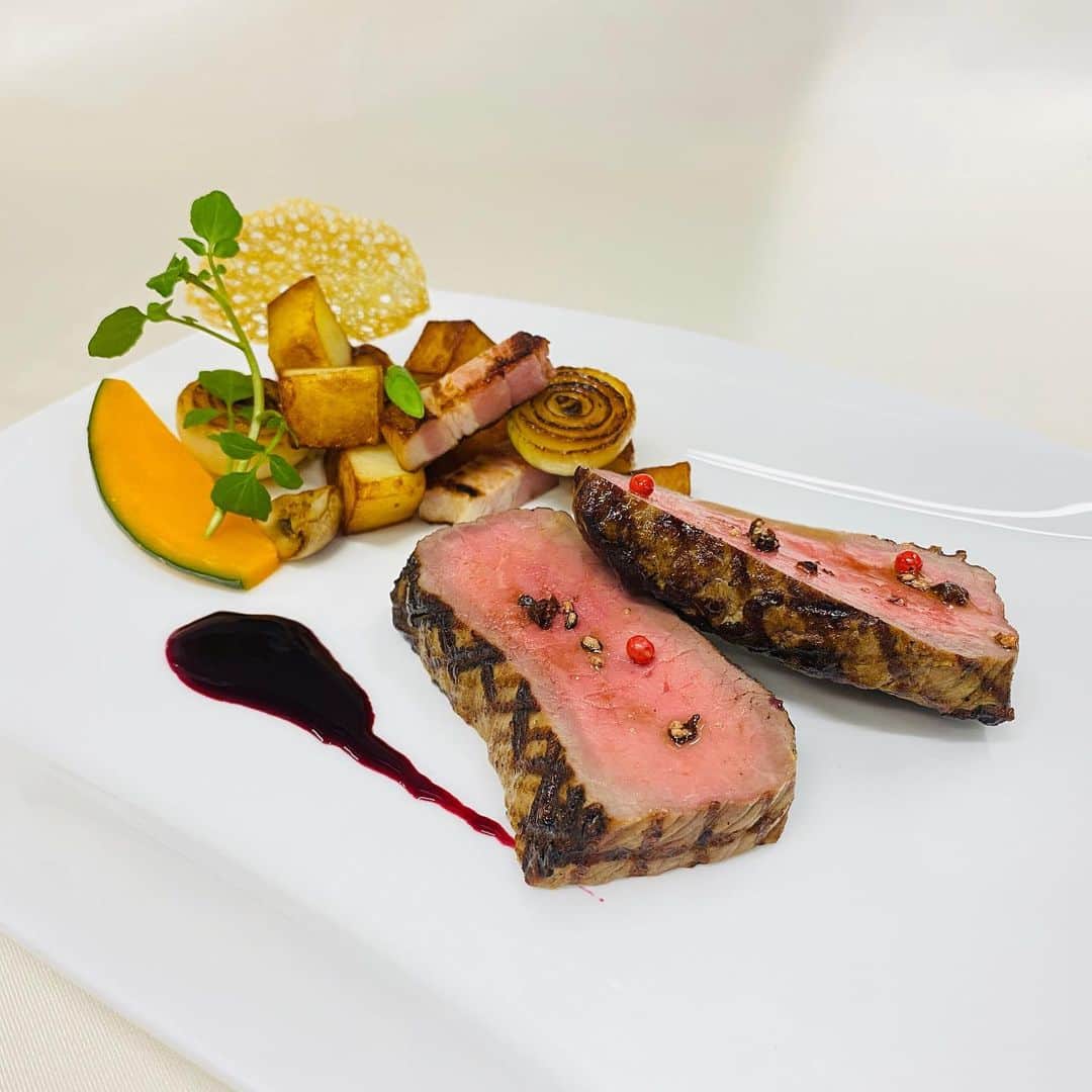 LAZOR_GARDEN_DININGのインスタグラム