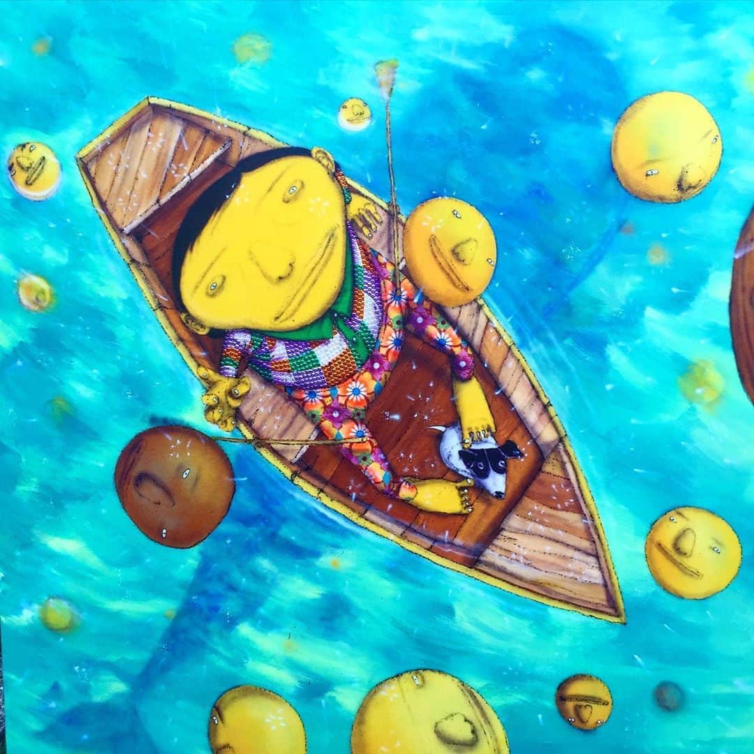 osgemeosさんのインスタグラム写真 - (osgemeosInstagram)「A chuva da baleia ...」8月16日 23時09分 - osgemeos