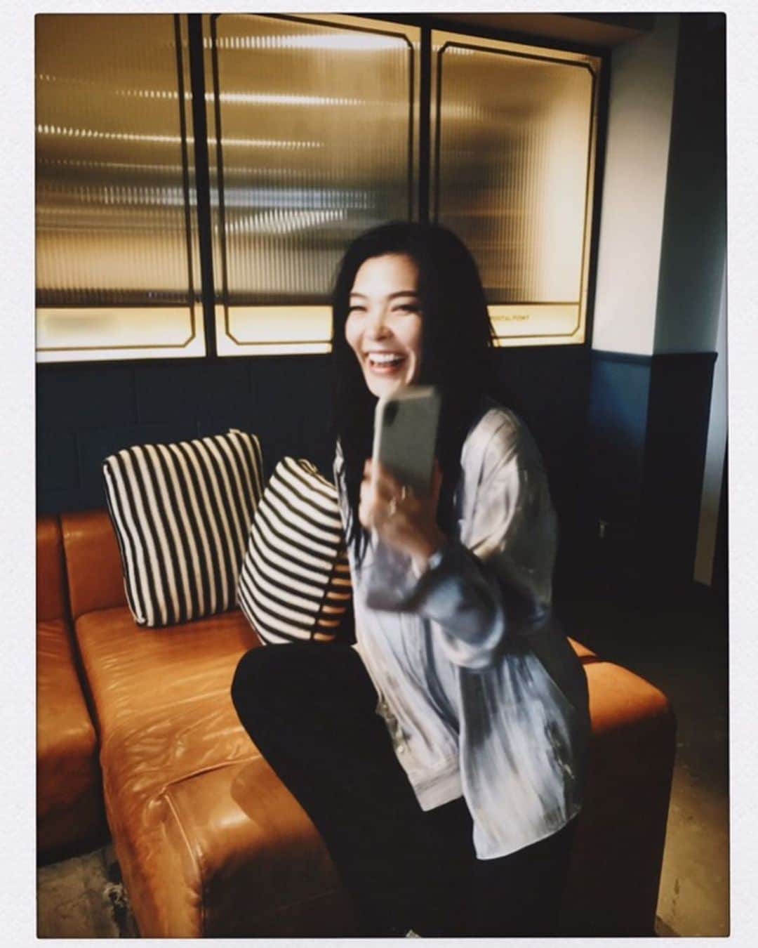 橘佳奈さんのインスタグラム写真 - (橘佳奈Instagram)「はい、ご機嫌🤪🤪🤪  #このシャツお気に入り #色違いで購入」8月16日 17時57分 - tachibana__kana