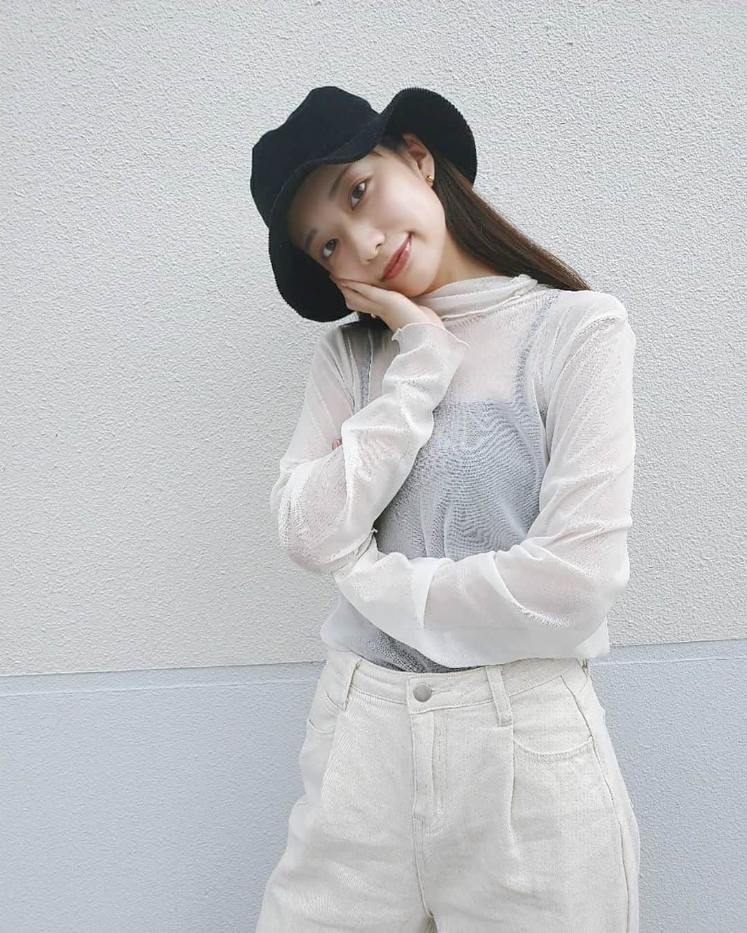 のインスタグラム：「. お家のわんちゃんどんどん成長する‪︎‬‪︎☺︎ 少しでも涼しく過ごしてほしいね～犬  #andj」