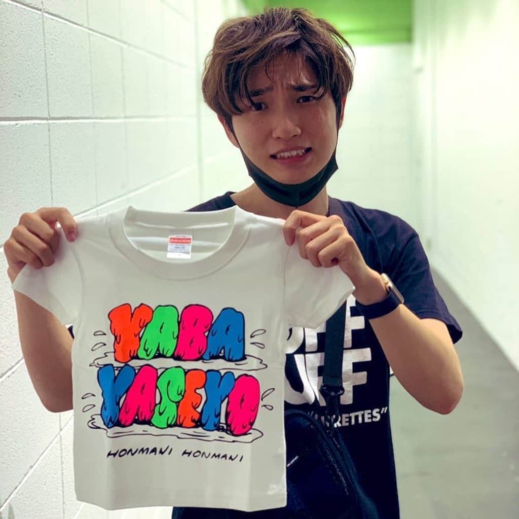 池田真一のインスタグラム：「無事に渡せたよ✌️」