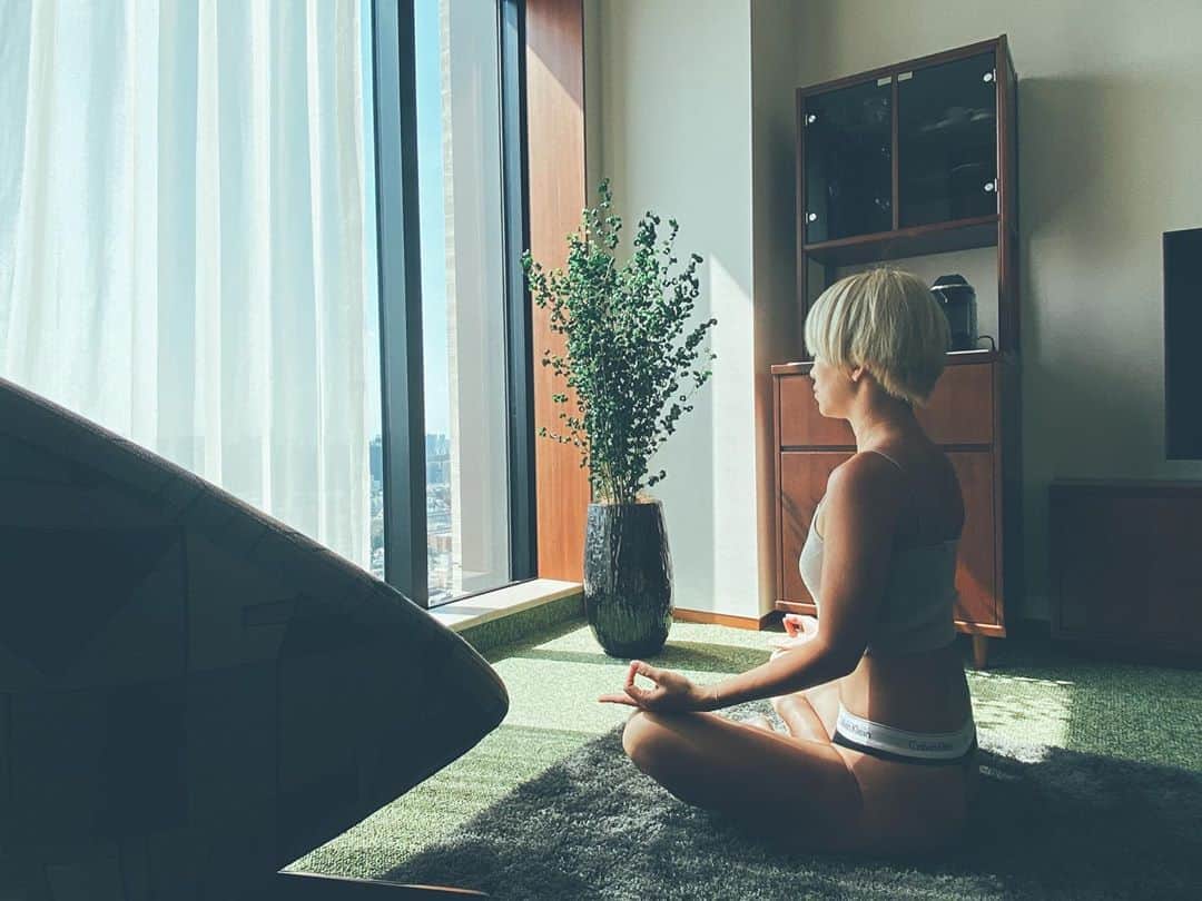 藤田敦子のインスタグラム：「ㅤ meditation time🧘‍♀️ ㅤ #瞑想 #meditation」