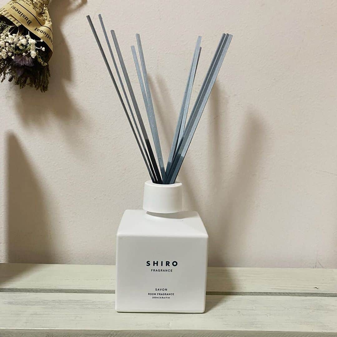 光咲ひなさんのインスタグラム写真 - (光咲ひなInstagram)「. . . #roomfragrance 🧴 . . れいなさんとななのおかげで　#おうち時間 がいい匂い👏🏻幸せ😌💓 . . . #誕生日プレゼント #ありがとうございます🙏  #2連休　#明日からまた頑張ろう 💪🏻🔥 . . #shiro #shirocosmetics #ルームフレグランス」8月16日 20時12分 - hinausa0730