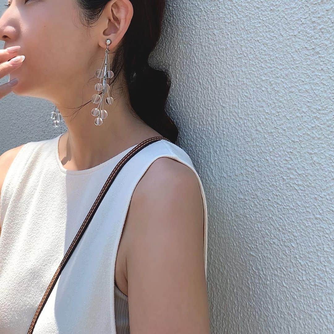Nagiさんのインスタグラム写真 - (NagiInstagram)「お気に入りのイヤリング♡ . @mili.hana  . . . . #accessory#earring#earrings#アクセサリー#イヤリング#クリア」8月16日 21時16分 - nagina001