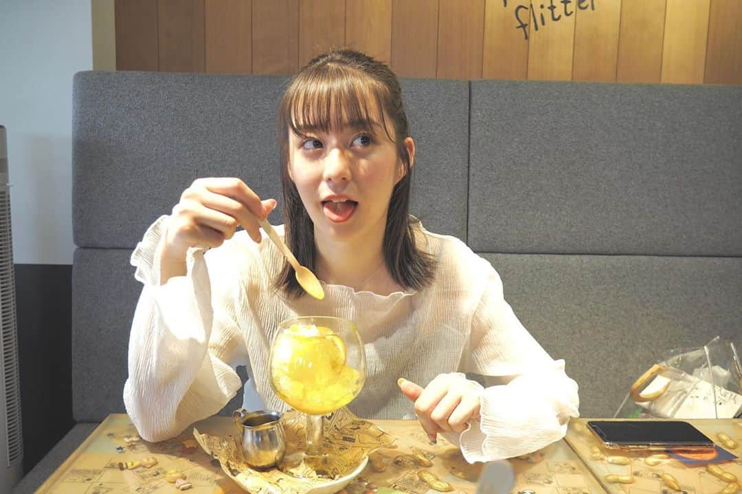 布施柚乃さんのインスタグラム写真 - (布施柚乃Instagram)「🍧﻿ ﻿ おはよ。昨日の。 ﻿ 彼女とカフェ巡りデートしてきたに使ってもいいよ。﻿  彼女連れまわすの楽しかった☻  でもいいよ。笑笑 ﻿ ってまぁちょっと古いネタだけど。ふふ﻿ ﻿ ﻿ フィルム写真楽しみにしといて☻﻿」8月17日 7時44分 - yuno.fuse