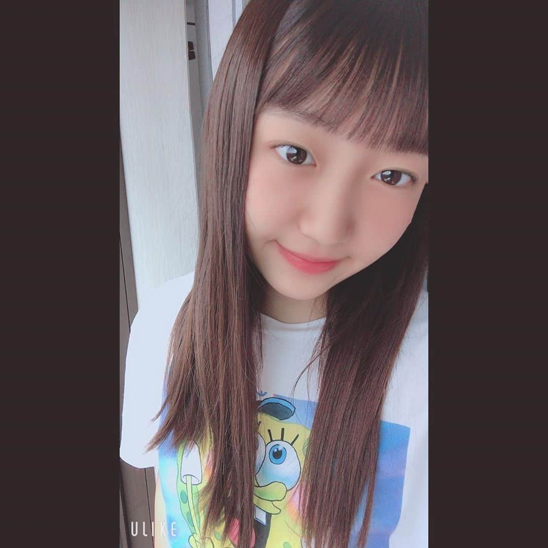 髙橋莉穂のインスタグラム：「今日の私 て#プラチナムプロダクション  #プラチナムプロダクション所属  #髙橋莉穂  #夏休み  #ロングヘア  #スポンジボブ  #いいね返しは絶対  #いいね返し」