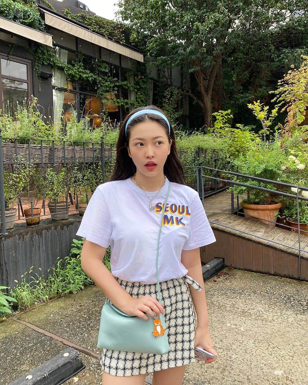 イェリさんのインスタグラム写真 - (イェリInstagram)「YERI - Official Instagram update💕 Girlfriend material😍 #REDVELVET #YERI #레드벨벳 #예리」8月16日 23時49分 - redvelvet_yeri