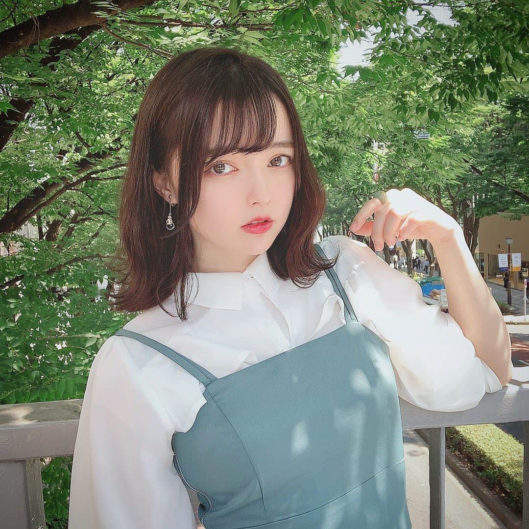 坂巻有紗さんのインスタグラム写真 - (坂巻有紗Instagram)「ついこの間、髪色を暗くしました〜 かわいいくヘアセットもしてくださいました😭  小西さんいつもありがとうございます😍 @kyohei_konishi」8月16日 23時50分 - sakamaki.alisa