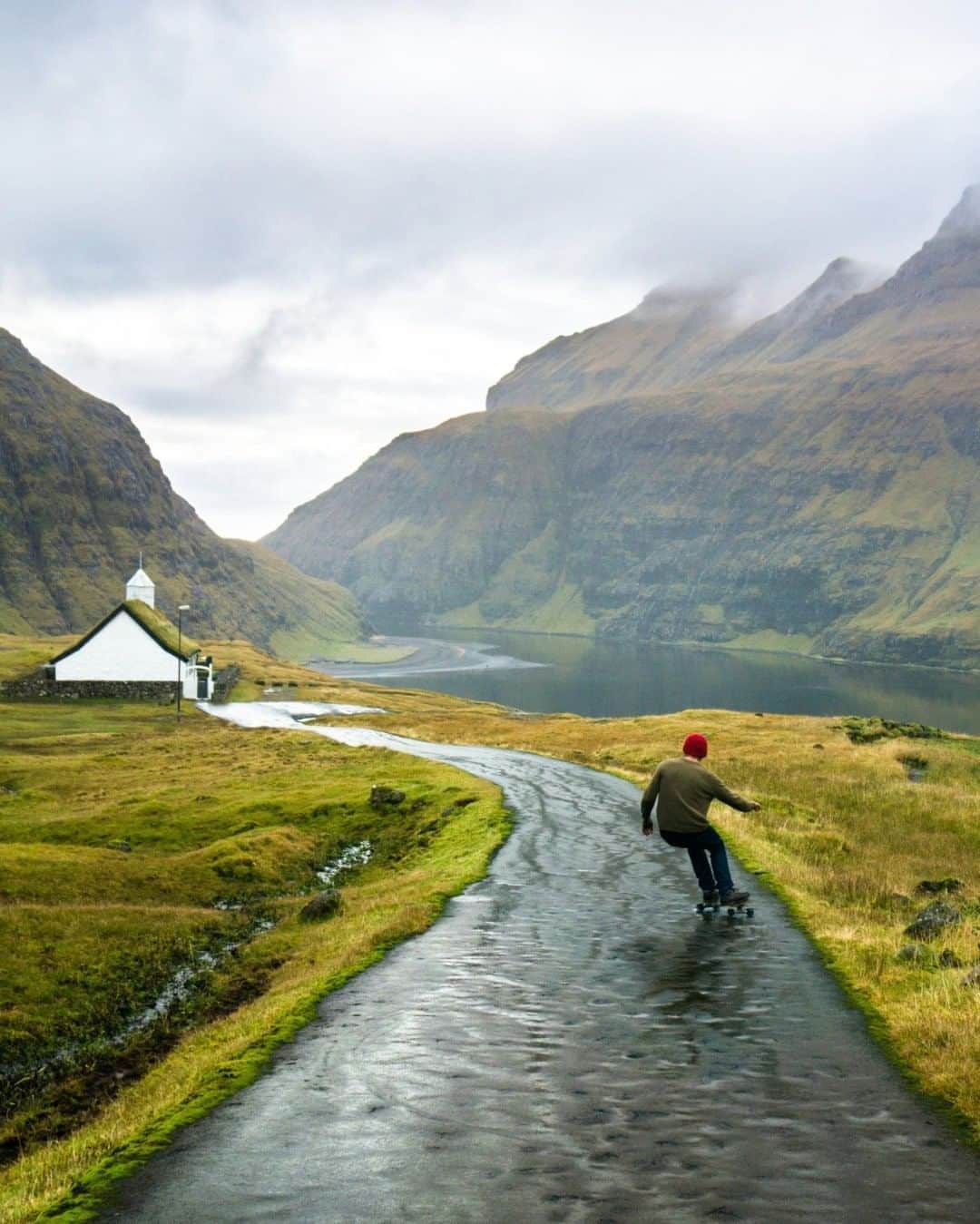 MR PORTERのインスタグラム：「For our next instalment of weekend wanderlust we're virtually travelling to the Faroe Islands with photographer Mr @chrisburkard. "Exploring these 14 jagged islands that were often connected by one lane road, bridge, tunnel, boat or helicopter, made me realise how happy you can really be when you are connected to nature in an environment that inspires you. I guess that is a goal I have been seeking more and more in my life. These images were shot during a two-week trip exploring the islands for its surf potential, but what we left with was a greater appreciation for the raw and wild places on the earth.” Head to the link in bio to read more.   📷 The Faroe Islands, 2014. Photograph by Mr Chris Burkard/Massif」