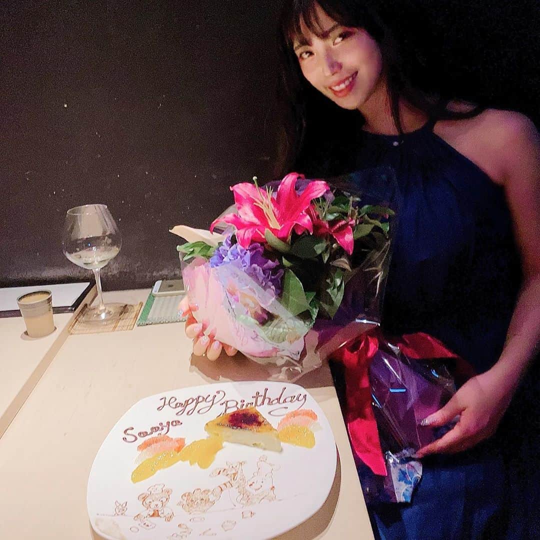 渡辺 さあやさんのインスタグラム写真 - (渡辺 さあやInstagram)「#中目黒いぐち さんにて… ㅤㅤㅤㅤㅤㅤㅤㅤㅤㅤㅤㅤㅤ ㅤㅤㅤㅤㅤㅤㅤㅤㅤㅤㅤㅤㅤ @reikonohmi ちゃんに お誕生日のお祝いをしてもらいました🥂  サプライズだったので ビックリ…🥺  大人になってこんなに話せる お友達ができてすっごく嬉しい🧡  れいちゃん本当にありがとう🙏🏻 これからも末永くよろしくね😘  #中目黒ディナー #中目黒カフェ  #中目黒グルメ  #食べログ高評価  #食べログ百名店 #百名店  #サプライズバースデー #焼き鳥 #1人寂しくbbqするザビエル」8月17日 0時04分 - saaya_love