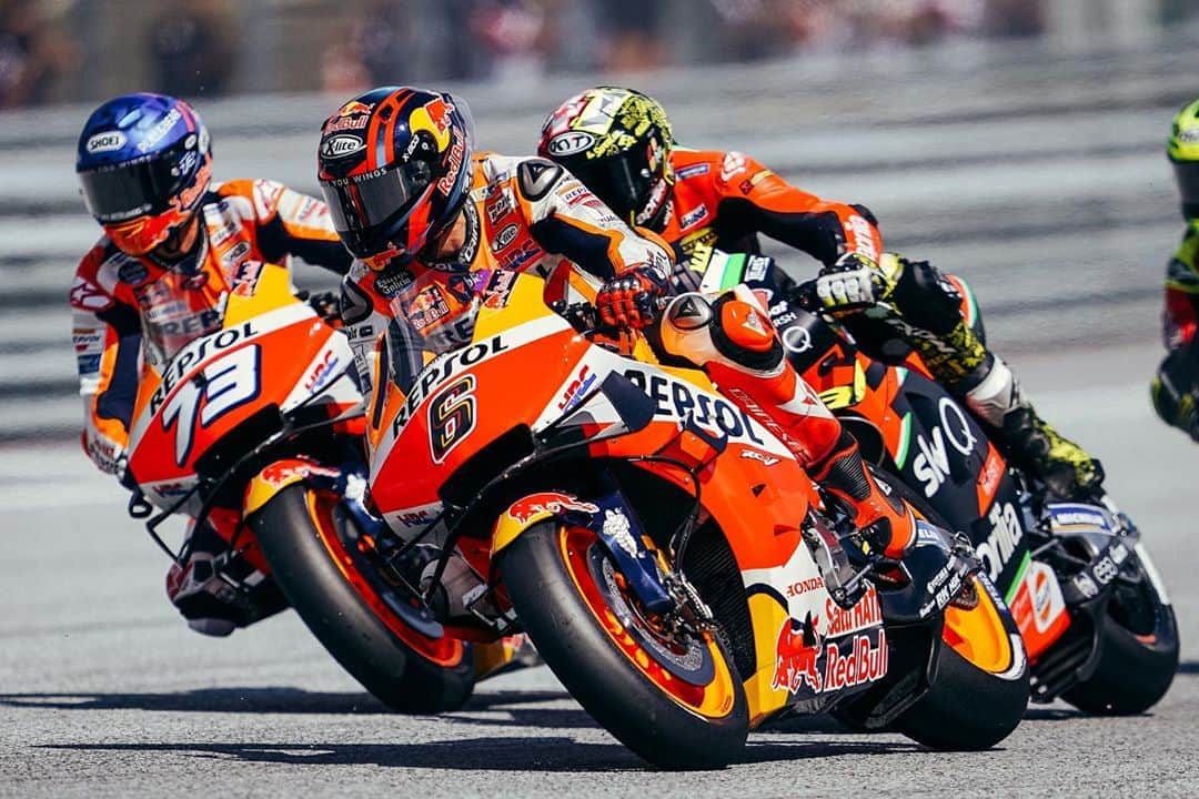 レプソル・ホンダのインスタグラム：「Turn 1 ⠀⠀⠀⠀⠀⠀⠀⠀⠀ 🇦🇹」