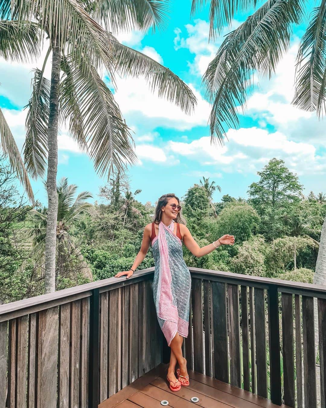 ルナ・マヤさんのインスタグラム写真 - (ルナ・マヤInstagram)「August girl #happy #bali #summer」8月17日 0時54分 - lunamaya