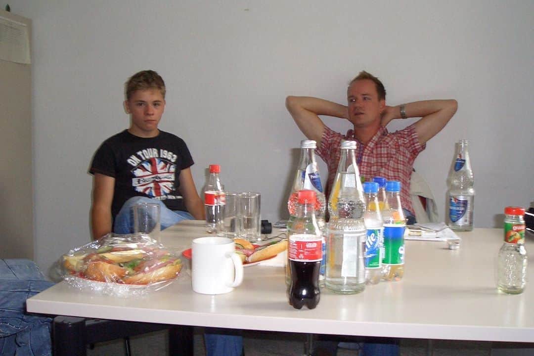 Tokio Hotelさんのインスタグラム写真 - (Tokio HotelInstagram)「Heute Promotag in Wien. Total müde.  Doing promotion in Vienna today. Exhausted. #timemachine #2005」8月17日 1時10分 - tokiohotel
