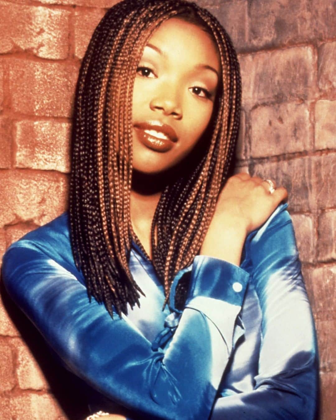 Teen Vogueさんのインスタグラム写真 - (Teen VogueInstagram)「Have you been watching #Moesha on Netflix?? Brandy has revealed that a potential reboot is in the works ("I don't see it not happening.") 👀  Read more at the link in bio.」8月17日 2時00分 - teenvogue